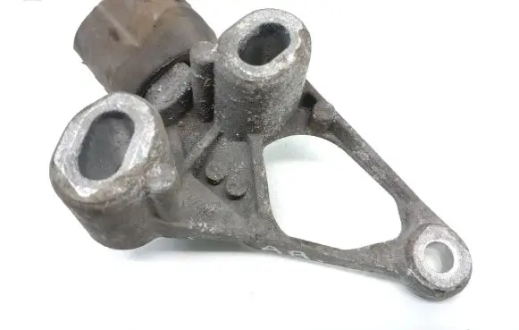 Audi A4 S4 B8 8K Engine mount bracket 8k0199343c
