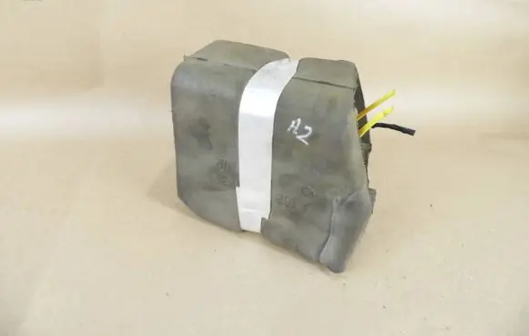 Mercedes-Benz A W168 Central locking vacuum pump 1688000348