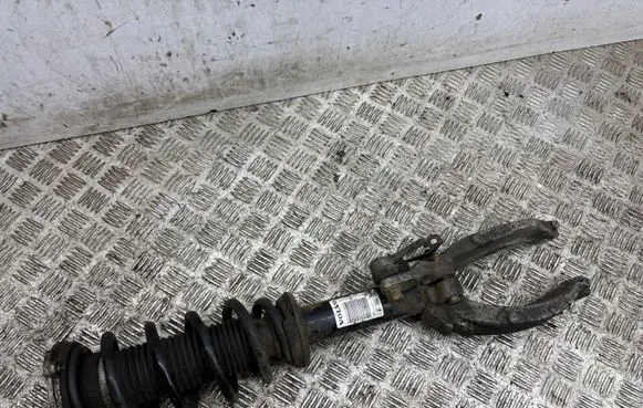 Volvo S90, V90 Front shock absorber/damper 31658002