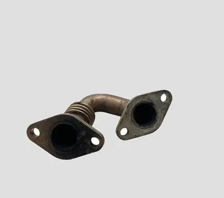 Volkswagen PASSAT B6 EGR valve line/pipe/hose 03G131521AM