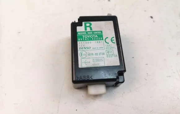 Toyota RAV 4 (XA30) Door control unit/module 8974142220 2513001461