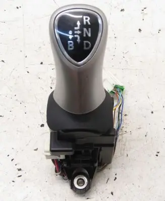 Mitsubishi Outlander Gear shifter/selector 2400A355