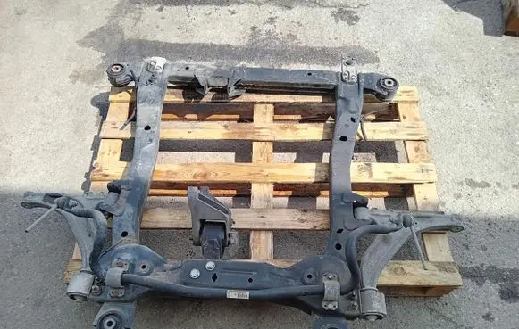 Opel Astra J Front subframe
