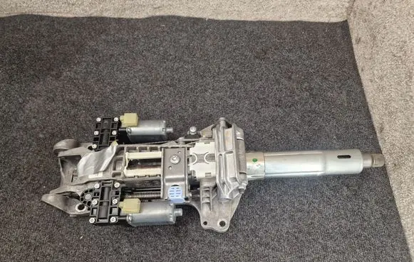 Mercedes-Benz E W238 Steering wheel axle A2134608300 A2134620120