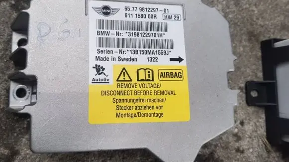 Mini One - Cooper Coupe R56 Airbag control unit/module 9812297 31981229701H 611158000R