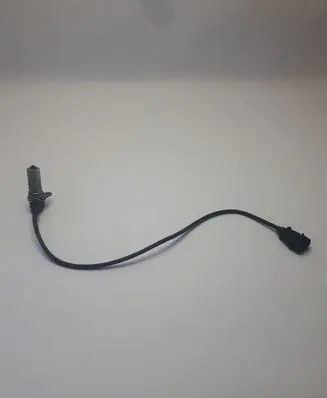 Audi A4 S4 B5 8D Crankshaft position sensor 028907319B