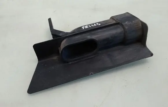 Toyota Prius (NHW20) Air intake duct part 1775221050