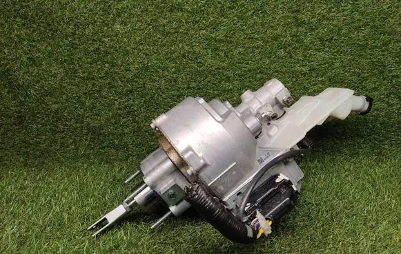 Nissan Leaf I (ZE0) Brake booster EAC103504A 3626112