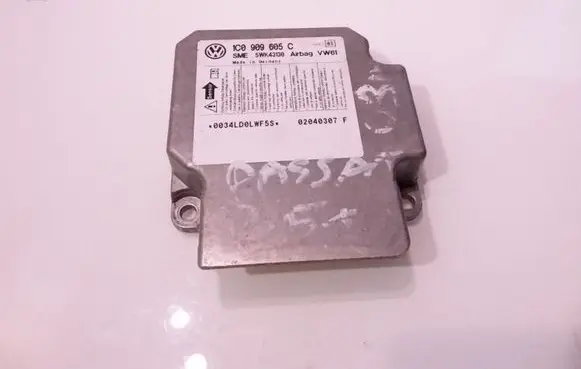 Volkswagen PASSAT B5.5 Airbag control unit/module 1C0909605C