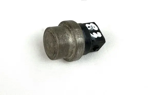 Volkswagen Golf IV Coolant temperature sensor 1h0959625