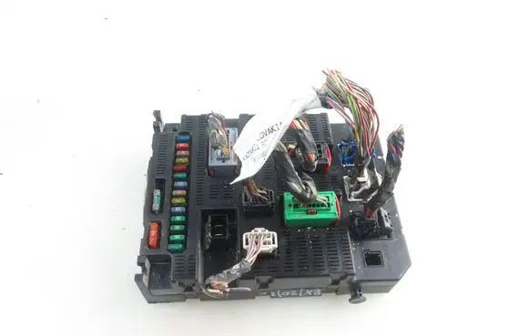 Peugeot 207 Central body control module 9659285380