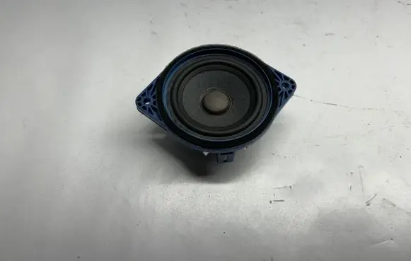 Hyundai Tucson IV NX4 Panel speaker 96350N9100