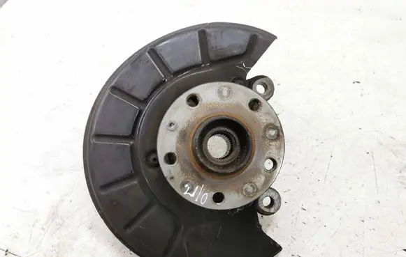 Volkswagen Golf Plus Front wheel hub spindle knuckle