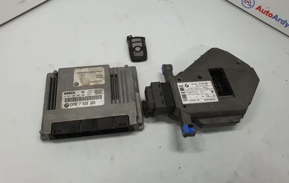 Engine ECU kit and lock set