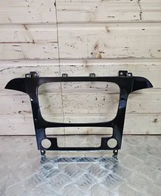 Ford S-MAX Radio/GPS head unit trim 