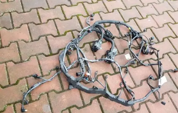 Opel Zafira C EUR ISO radio connector 39012588