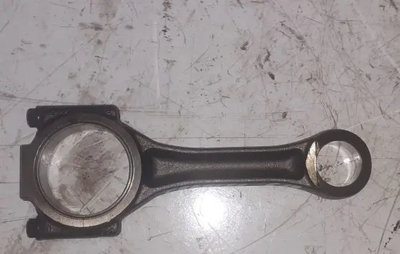 Volkswagen Crafter Connecting rod/conrod 038J 038105401J