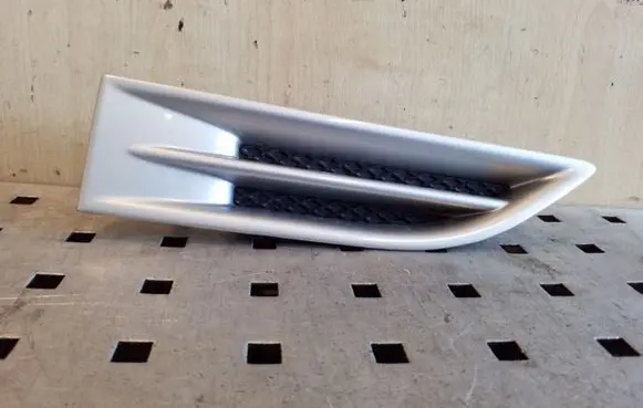 Ford Kuga I Fender grill 8V41160216