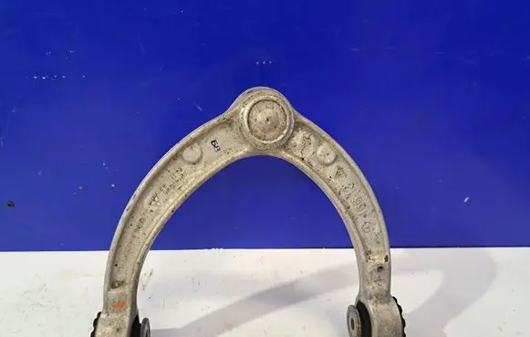 Mercedes-Benz GL X166 Front lower control arm/wishbone 16613