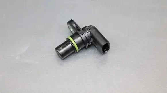 Seat Leon (5F) Camshaft position sensor 04C907601A