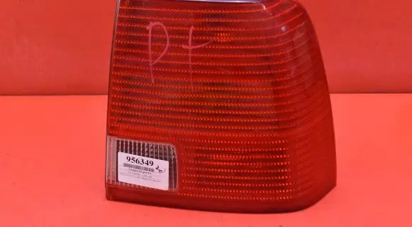 Volkswagen PASSAT B5 Rear/tail lights