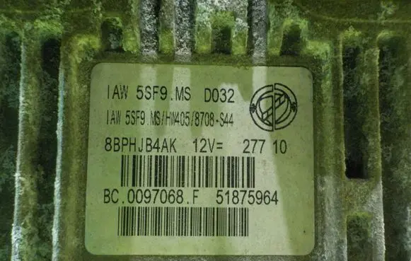 Fiat 500 Engine control unit/module 8BPHJB4AK ZP73