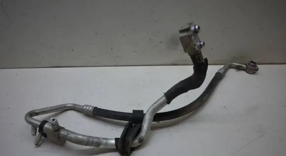 Air conditioning (A/C) pipe/hose