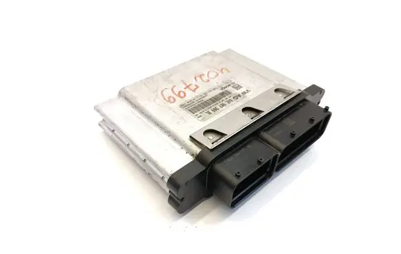 Volkswagen Golf VII Engine control unit/module 04E907309BL 0261S12606