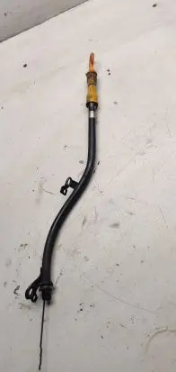 Volkswagen Polo IV 9N3 Oil level dip stick 045115629D