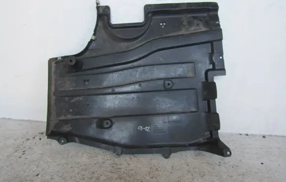 BMW 7 G70 Engine splash shield/under tray 51759498305