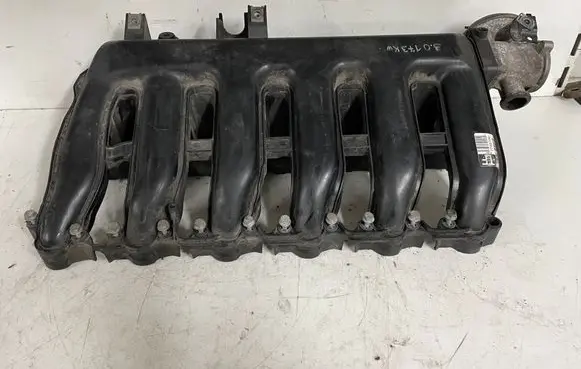 BMW X5 E70 Intake manifold 7790700