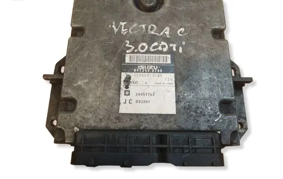 Opel Vectra C Engine control unit/module ECU 8973192745 2758002183 24451764