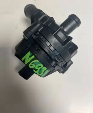 Volkswagen ID.3 Electric auxiliary coolant/water pump 1EA965567K