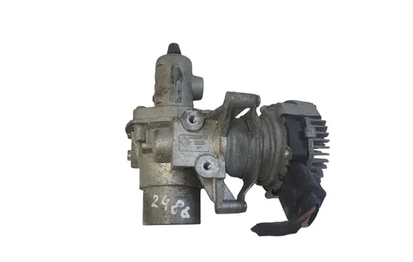 Volkswagen e-Golf Master brake cylinder 0132018016 2015028