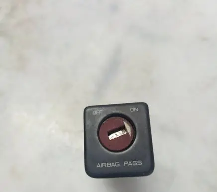 Peugeot 307 Passenger airbag on/off switch 96392531XT
