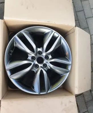 Hyundai Santa Fe R19 alloy rim 529104Z195 529102W195