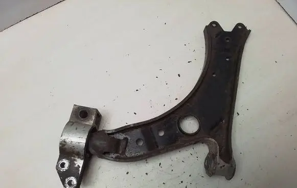 Volkswagen Golf V Front lower control arm/wishbone 1K0407190 31177