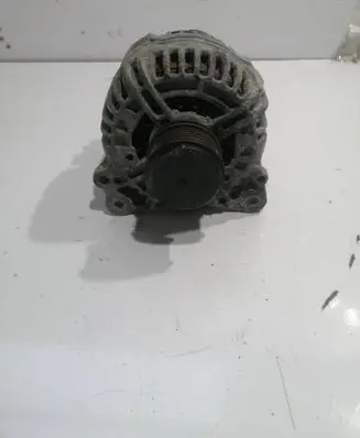Volkswagen PASSAT B6 Generator/alternator 06F903023F 0124525091