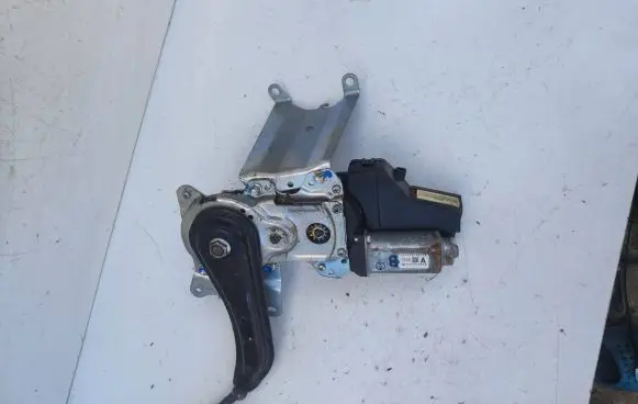 Mitsubishi Outlander Front door window regulator motor 42711010710 604232075058