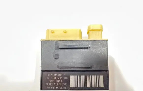 Citroen C3 Coolant fan relay 9652021180 018010951