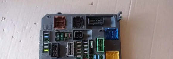 Citroen C4 Grand Picasso Comfort/convenience module 9665547480