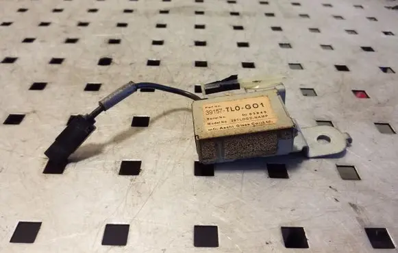 Antenna control unit