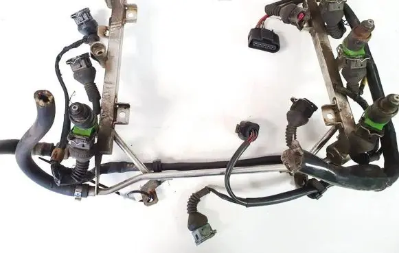 Fuel main line pipe