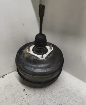 Mercedes-Benz Sprinter W901 W902 W903 W904 Brake booster A0014300308