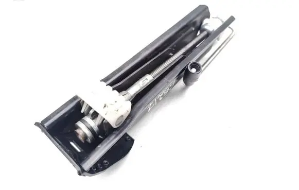 Mercedes-Benz E W211 Lift Jack A2115830215