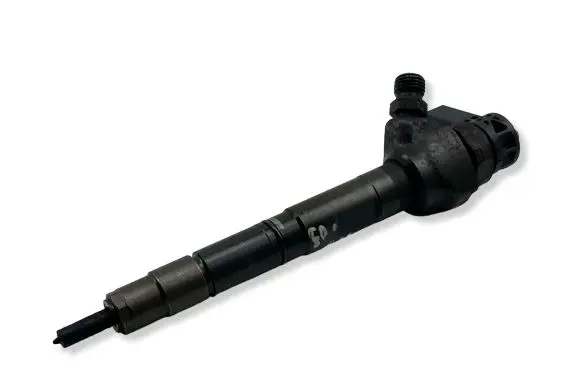 Volkswagen Golf VI Fuel injector 0445110369