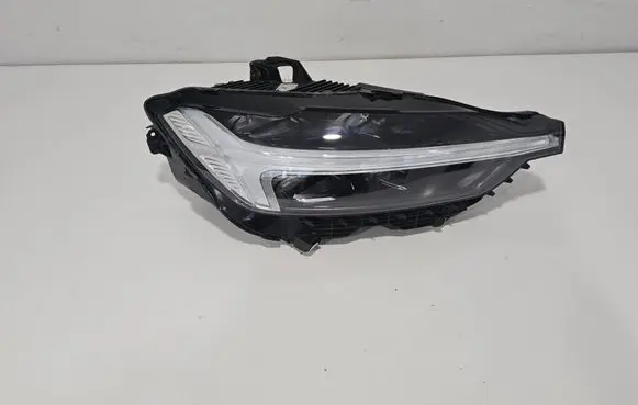 Volvo XC60 Headlight/headlamp 32404710