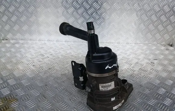 Citroen C4 Grand Picasso Power steering pump 9671742480