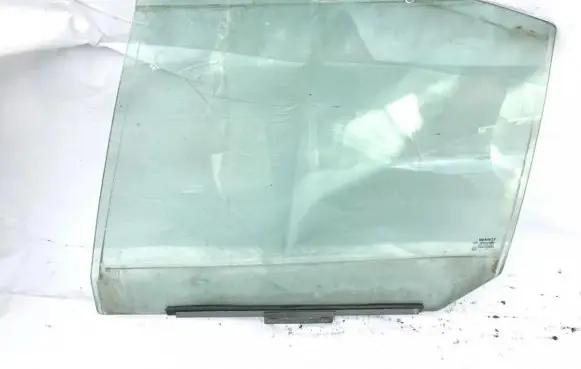 Renault Megane I Rear door window glass
