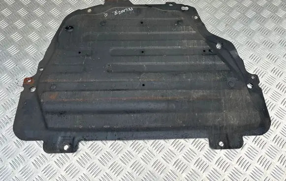 Land Rover Freelander 2 - LR2 Engine splash shield/under tray